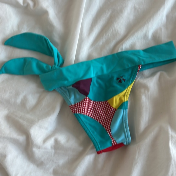 Colorful Triangle Bikini - Picture 5 of 6